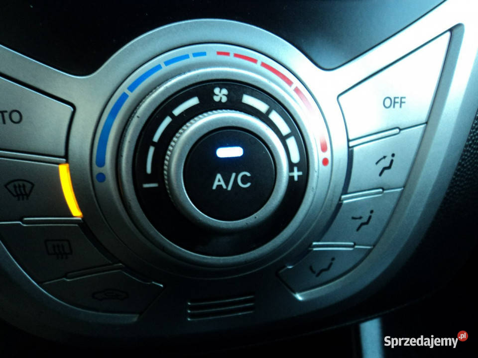 Hyundai ix20 sprzedam ładnego HYUNDAIA IX20 z