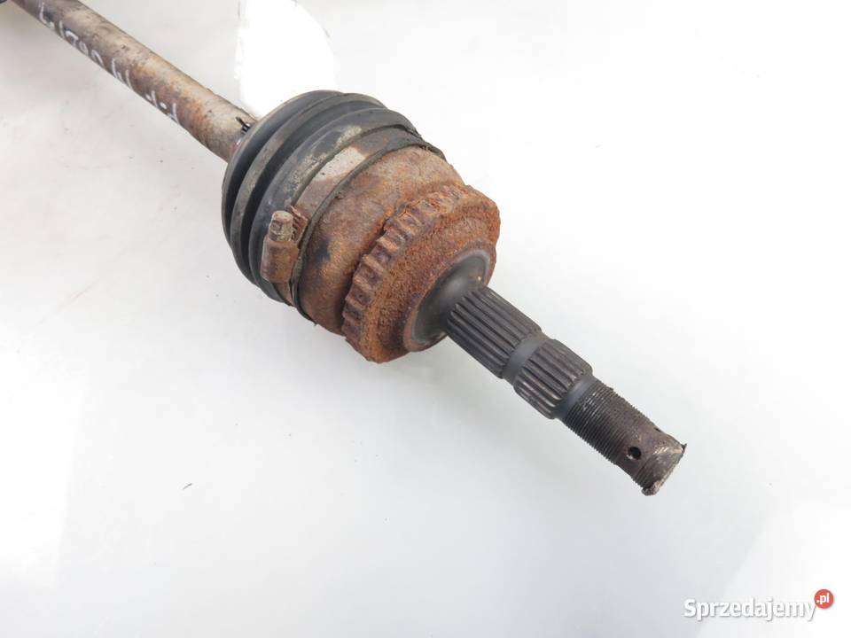 PÓŁOŚ PRAWA PRZEDNIA OPEL CORSA C 17 DTI osobowe