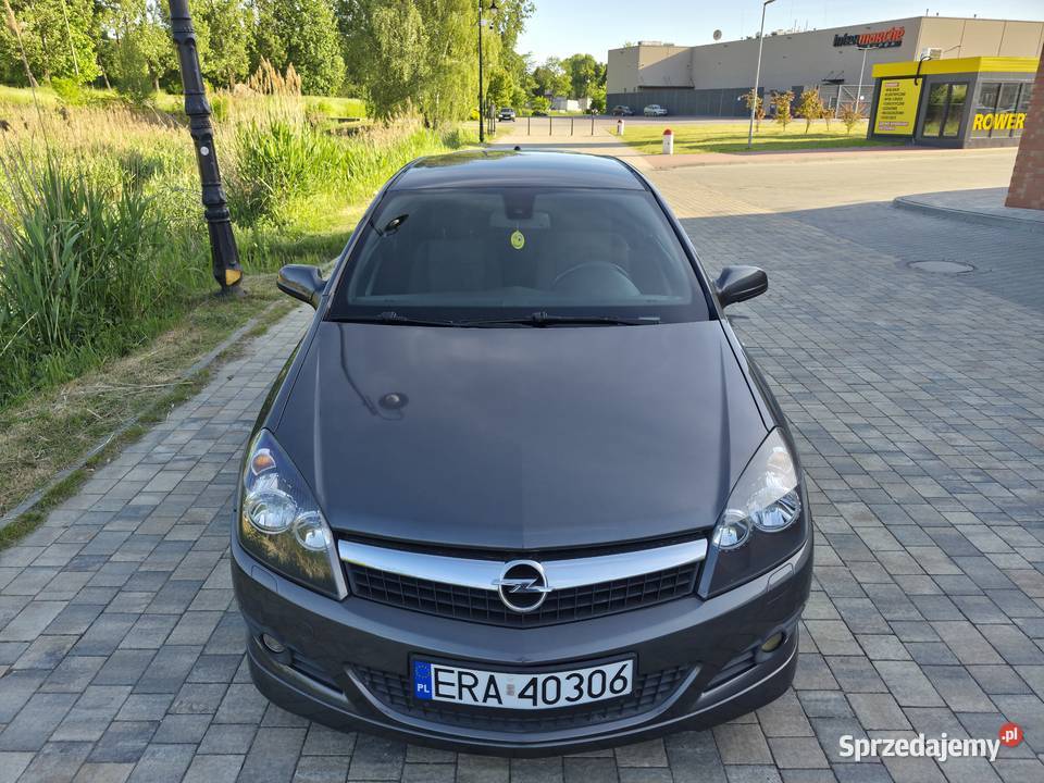 Opel Astra HPrzepiękny egzemplarzW pełni Radomsko