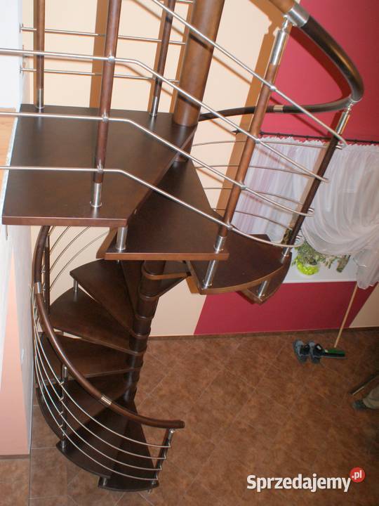 Schody spiralne DUDA model Venecja vertical 03 Kościan