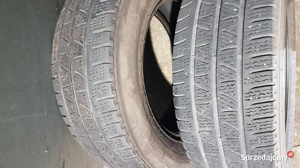 Opona 235 65 R 16 C Pirelli Carier Winter bus