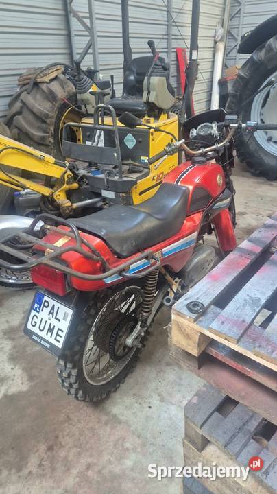 Cz 180 manualna Nowa Karczma