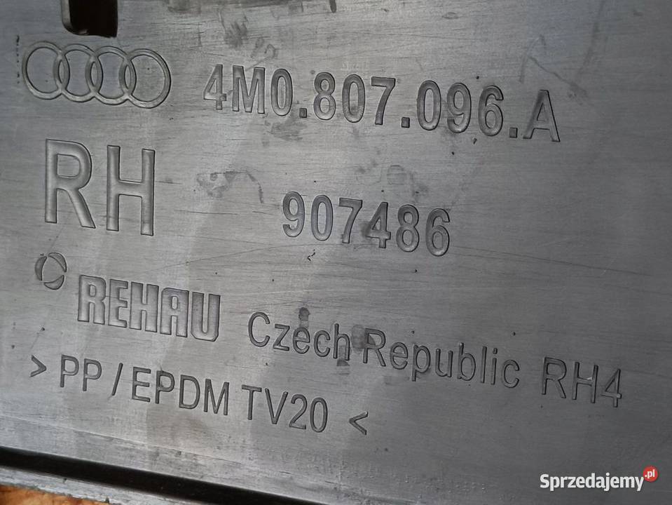 AUDI Q7 SLINE 15 ŚLIZG MOCOWANIE ZDERZAKA PRAWY Pleszew sprzedam