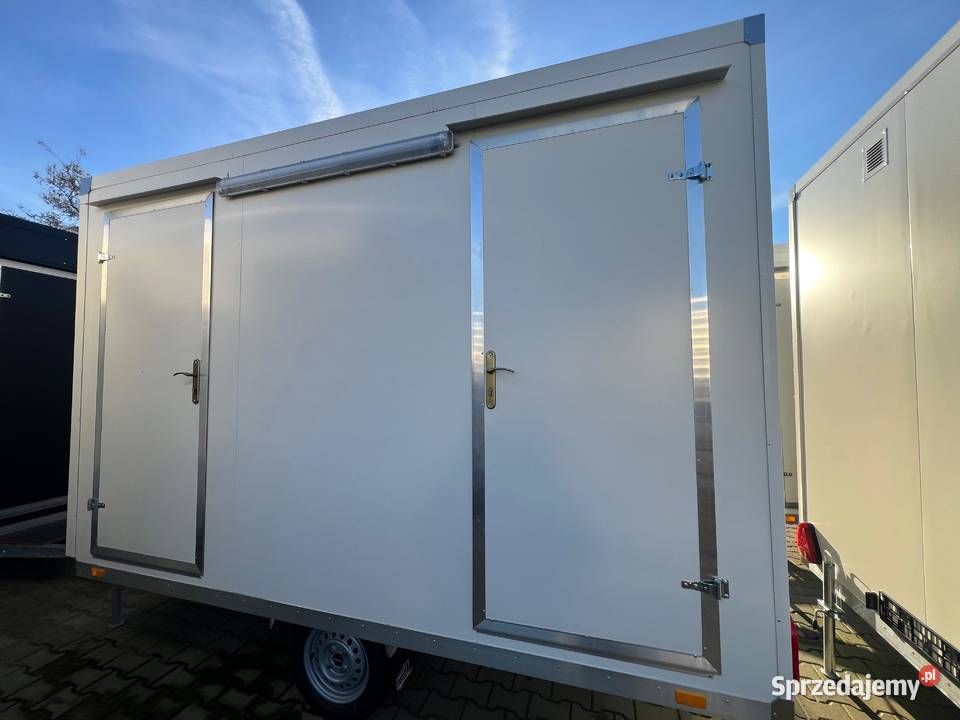 Przyczepy gastronomiczne toalety biurowe gastronomiczne