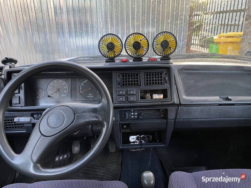 Skoda Favorit Królowa Złomboli Warszawa