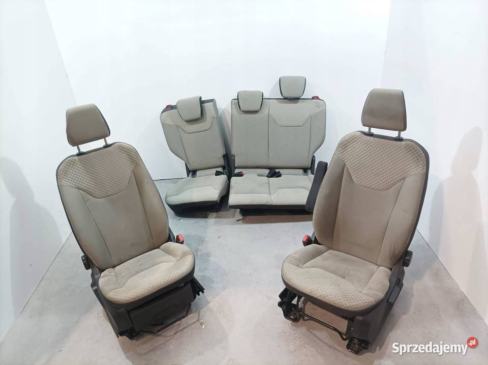 FOTELE PRZÓD TYŁ KOMPLET EU Ford Tourneo Courier Rok produkcji 2016