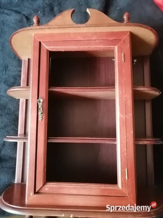 witryna gablota mała wiszaco stojaca brak szyby Legnica