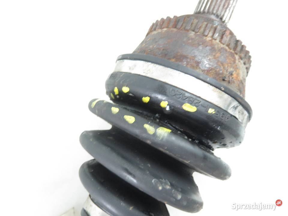 PÓŁOŚ PRAWA PRZEDNIA HYUNDAI COUPE I 16 i 16V sprzedam