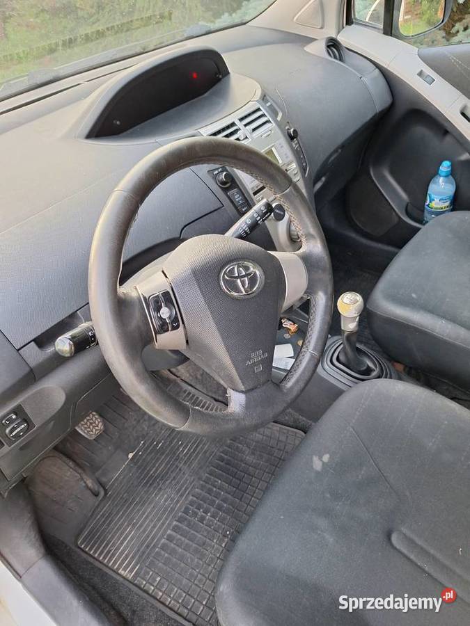 Toyota Yaris 2008 14 d4d Rok produkcji 2008 Gniezno