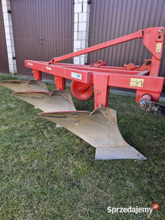 Pług Akpil 350 CZH nieuszkodzony Rusinów sprzedam