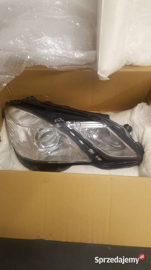 Mercedes w212 20102013 lampa przednia prawa osobowe Wrocław