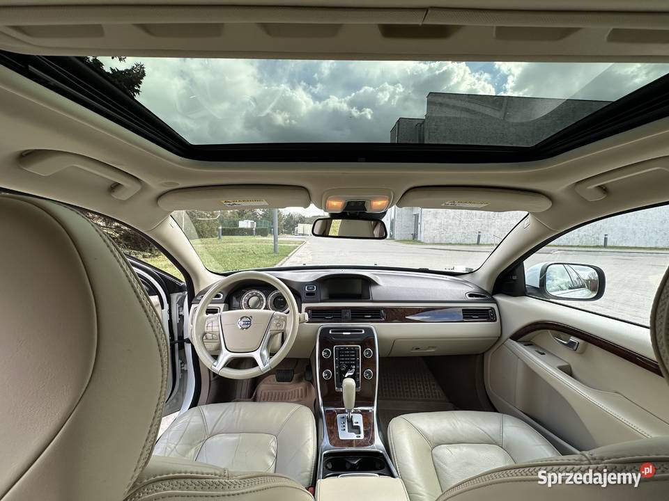 Volvo XC 70 biały jasna skóra 304 LPG tempomat XC 70 Samochody osobowe