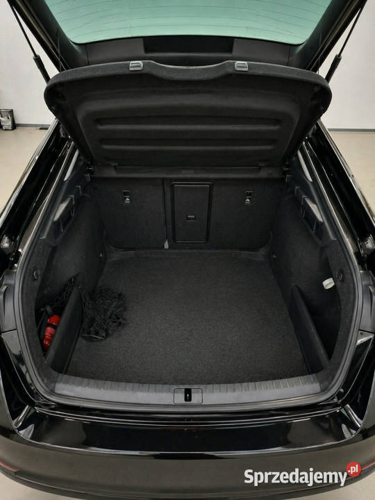 koda Octavia 2022 Salon Polska 1Właściciel ledy Octavia Białystok