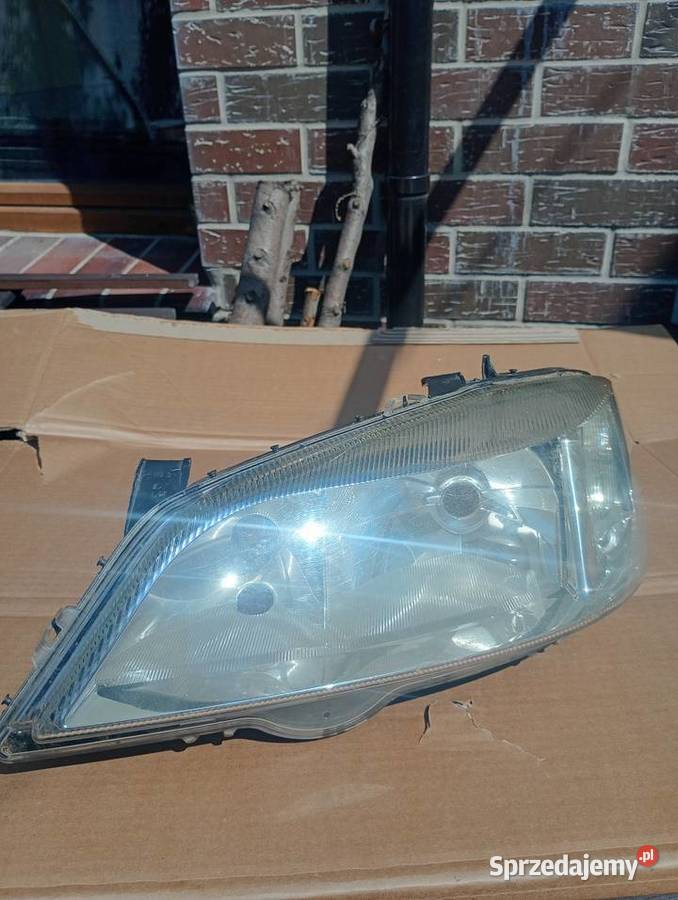 Opel Corsa C lampa przednia lewa strona Bydgoszcz