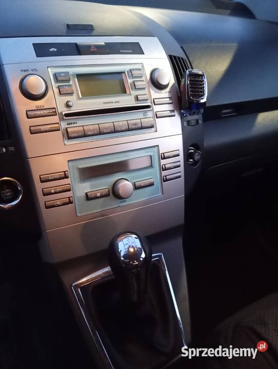 Toyota Corolla Verso II 18 VVTI LPG 7 miejsc