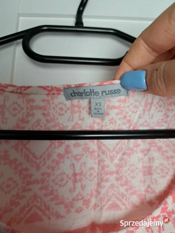 Stylowy crop top Charlotte Russe z wiązaniem XS pomorskie Trąbki Wielkie