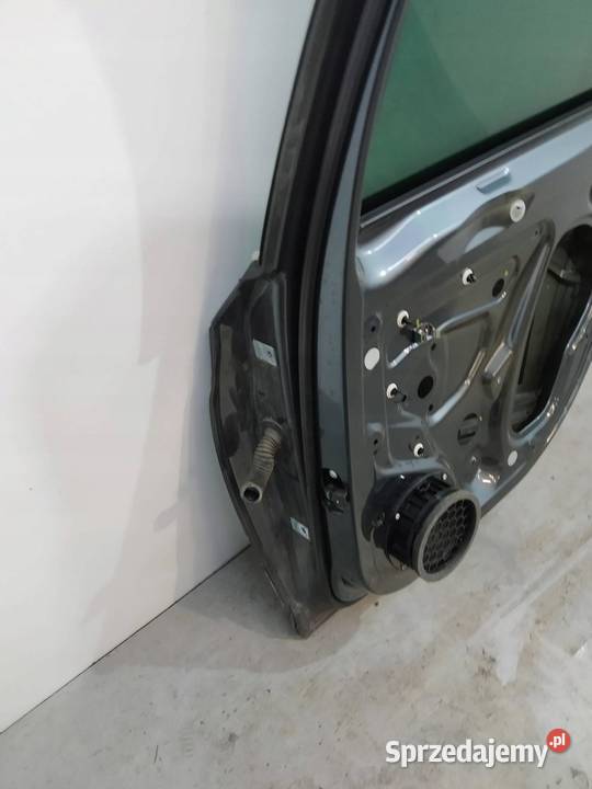 DRZWI PRAWE TYŁ SEDAN Skoda Superb III 2015