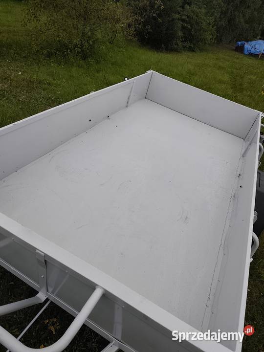 Sprzedam solidna przyczepkę Burtowe i plandeki Cierznie