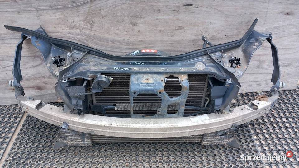 MERCEDES CLS W219 SEDAN 30 CDI PAS PRZEDNI osobowe Zbierkowo