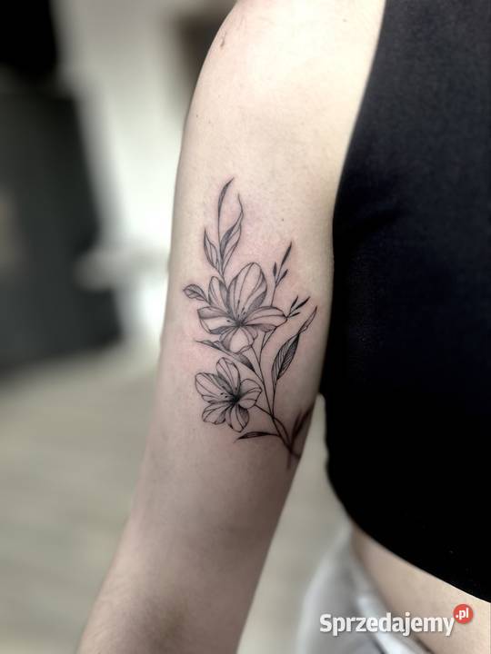 Tatuaże kolorowe i czarne Kielce uroda
