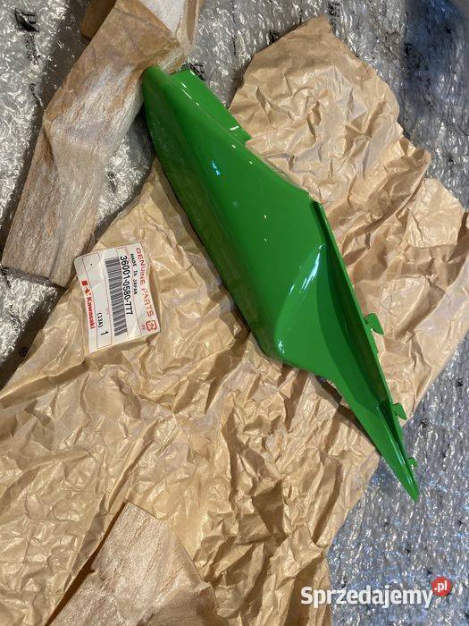 Kawasaki ZX10R Zadupek Owiewka Bok Boczek Osłona