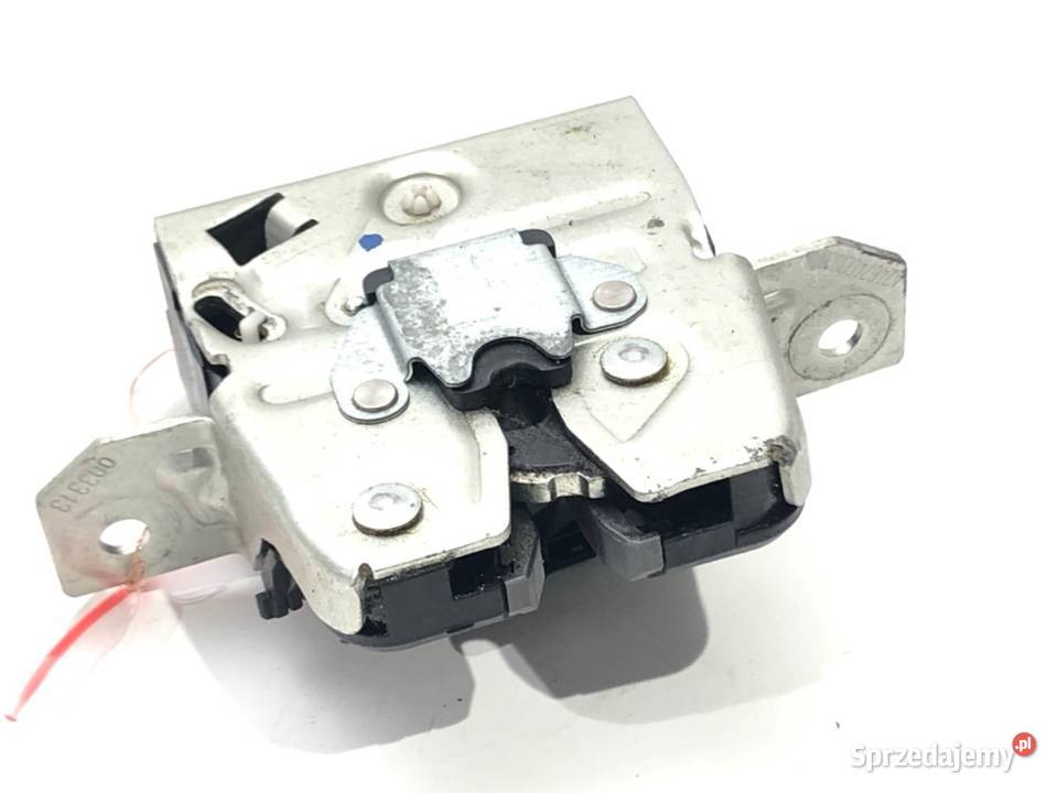 ZAMEK KLAPY TYŁ MERCEDES W246 Minivan