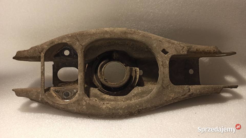 Wahacz dolny TYŁ Tylny Bmw e90 e91 e92 e93 sprzedam