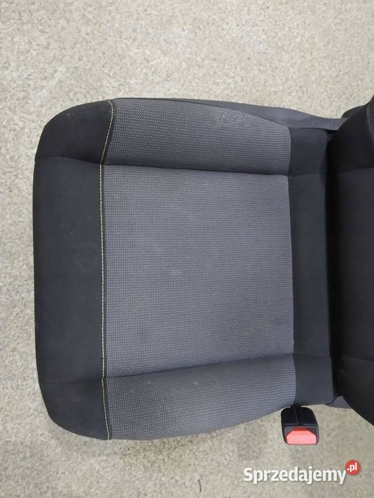 FOTEL PRAWY PASAŻERA ZIELONA NIĆ GRZANY Citroen