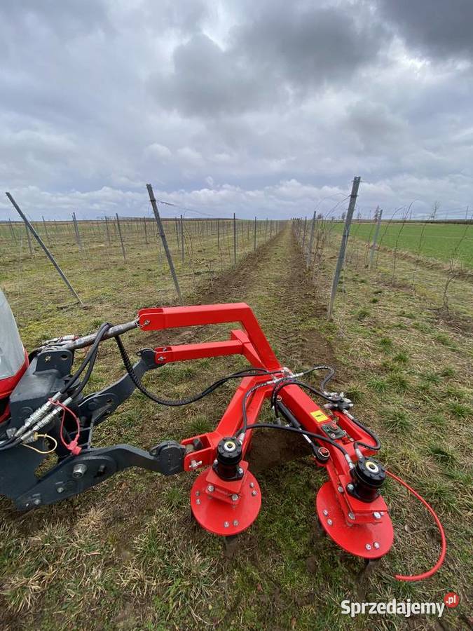 Pielnik do winnic 2głowicowy automatycznie Sienno