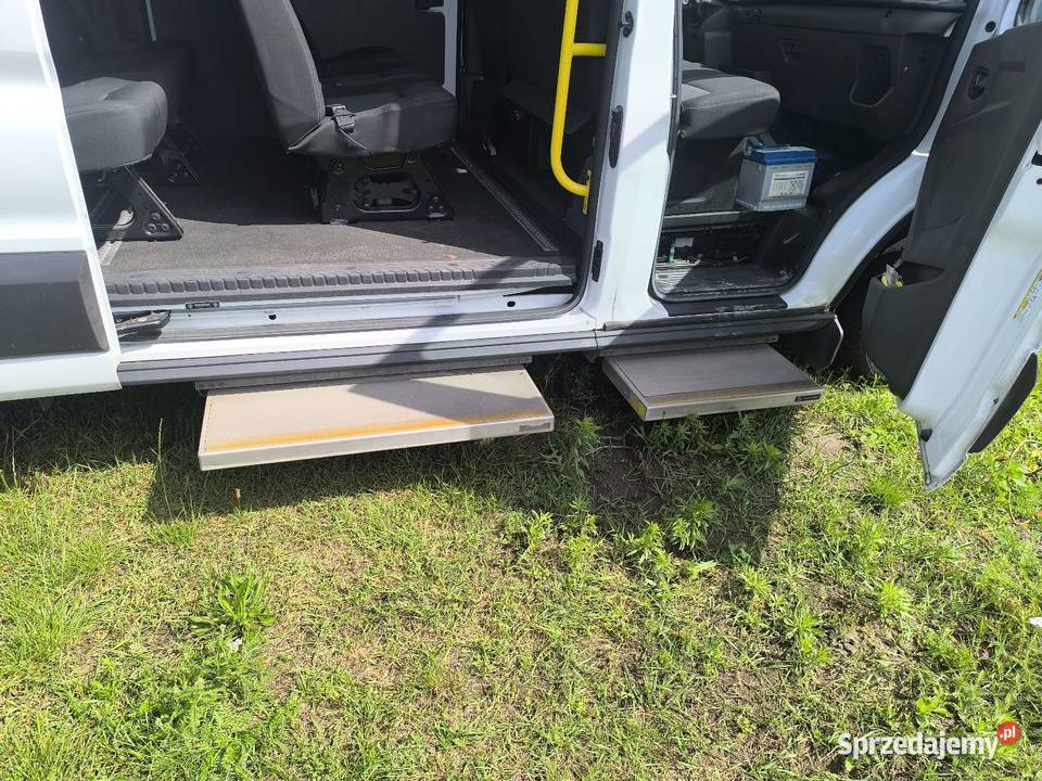 Ford Transit 20 9osobowy specjalny najazd wózka Inowrocław