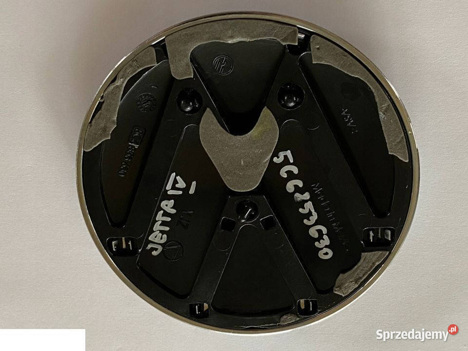 VW JETTA IV EMBLEMAT LOGO 5C6853630 osobowe Kozubszczyzna