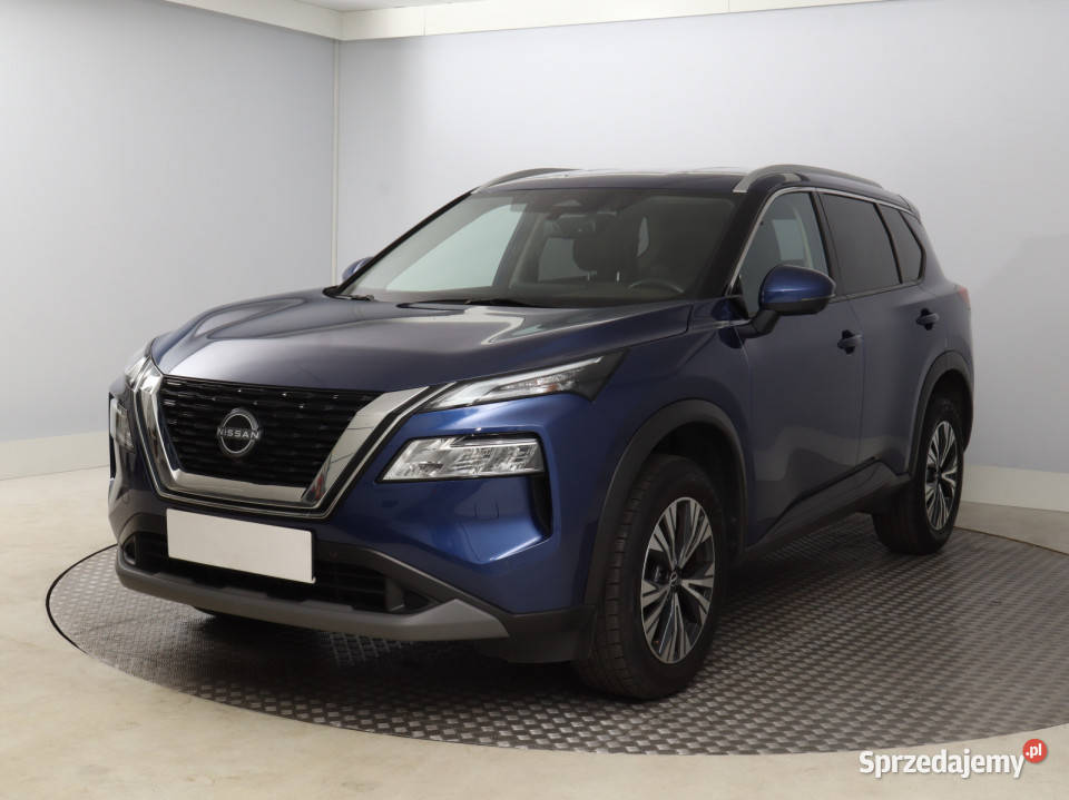 Nissan XTrail 15 VCT MHEV wielofunkcyjna kierownica