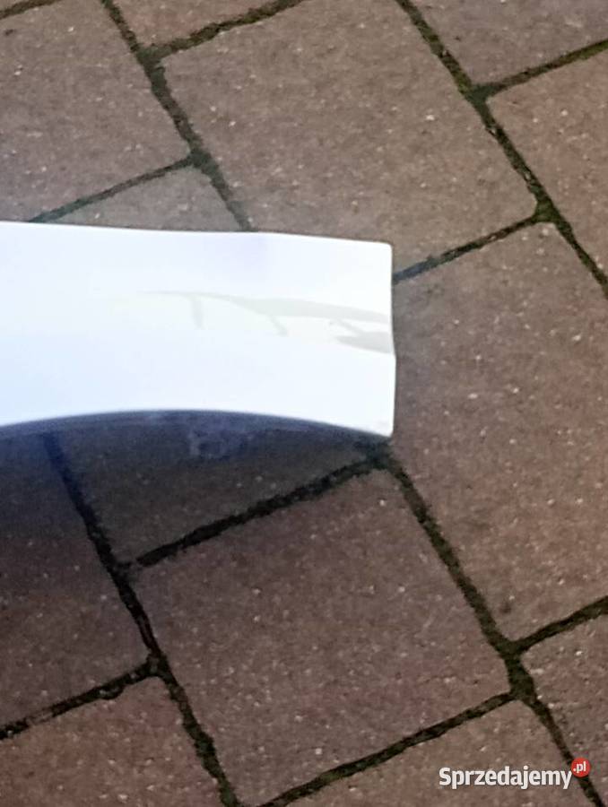 Błotniki skoda octavia 3 lift dwa do naprawy Krzekotowice