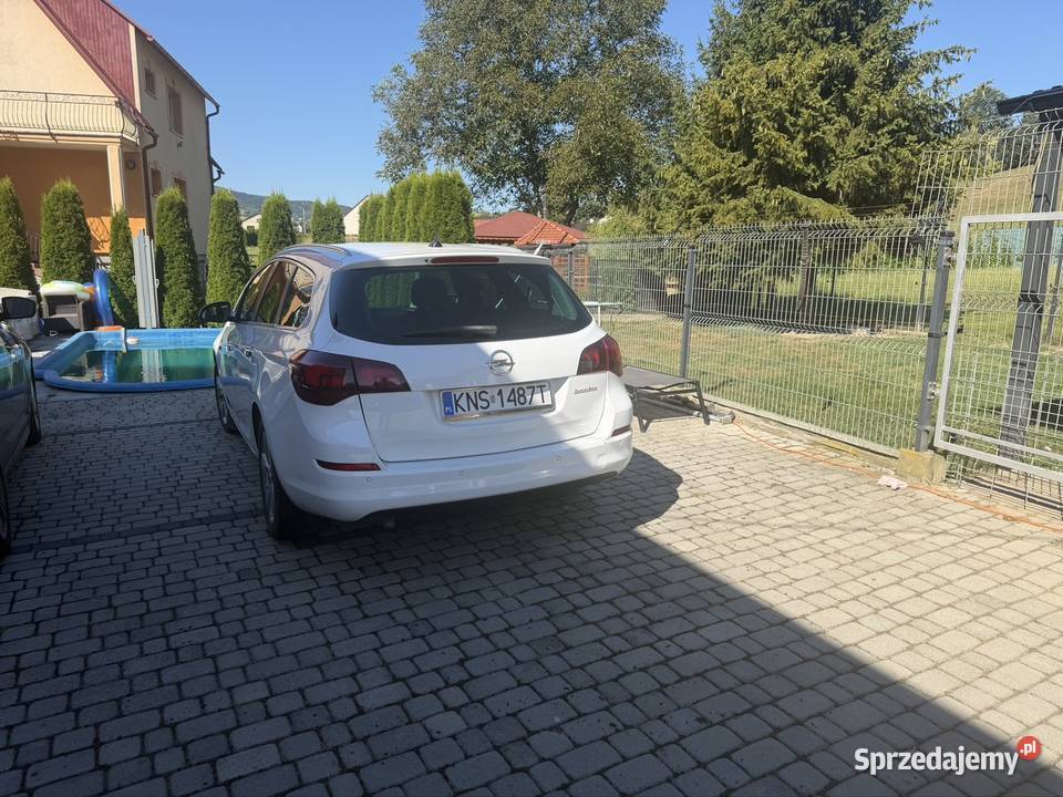 Astra J sprzedam garażowany Barcice Dolne
