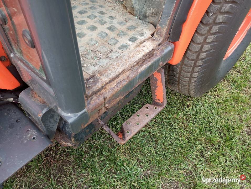 Miniciągnik Kubota St30 Kubota Ciągniki wielkopolskie Buk