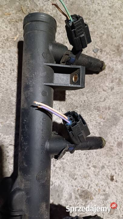 9628084680 Listwa wtryskowa wtryski Peugeot 407 Wał-Ruda sprzedam