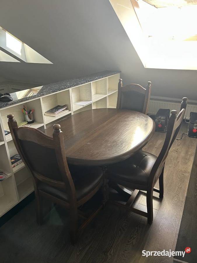 Dębowy ciężki stół 130x100 z 4 krzesłami Kraków