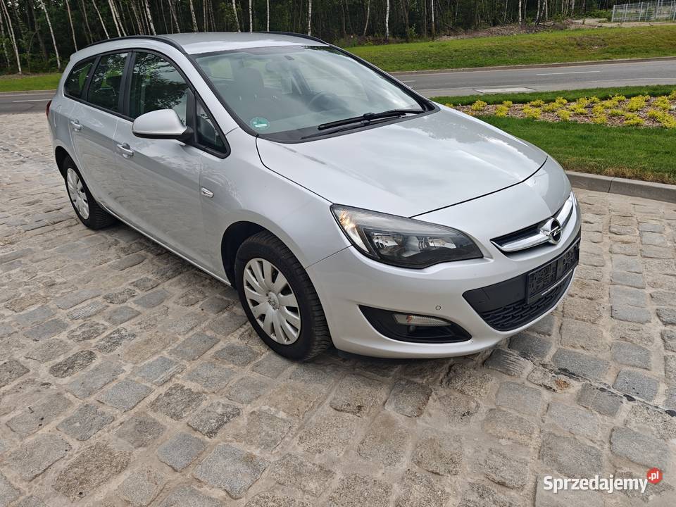 Opel Astra J Sports Tourer 16cdti wielofunkcyjna kierownica Wałbrzych
