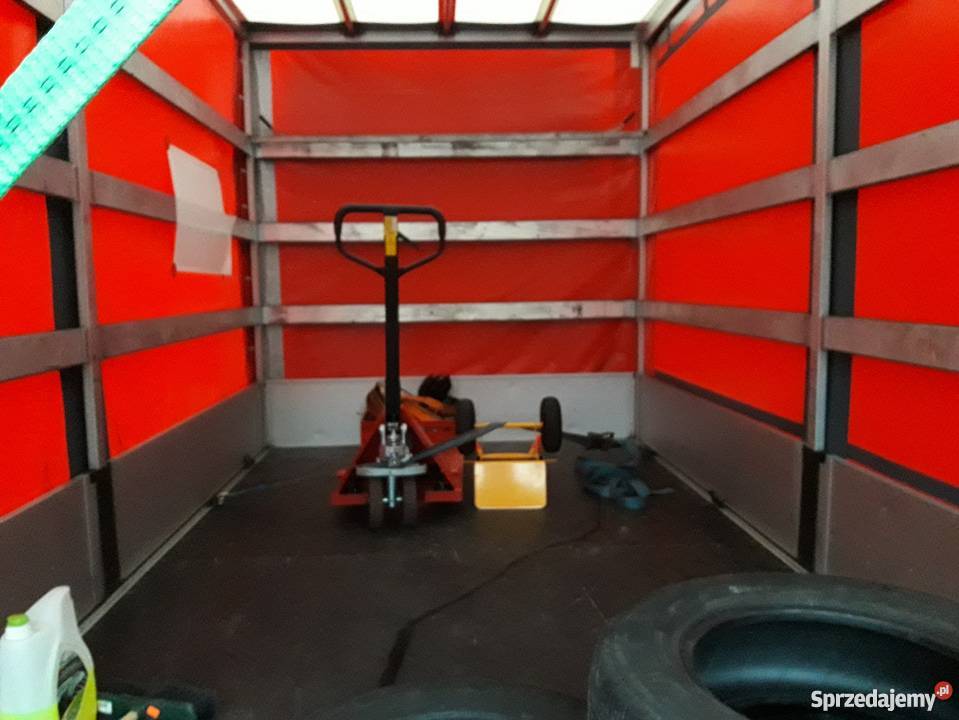 Renault Master 8EP z windą bez odstępnego 105500km sprzedam