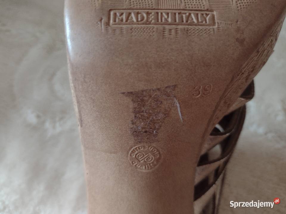 38 Włoskie skórzane sandałki koturny letnie małopolskie Kraków