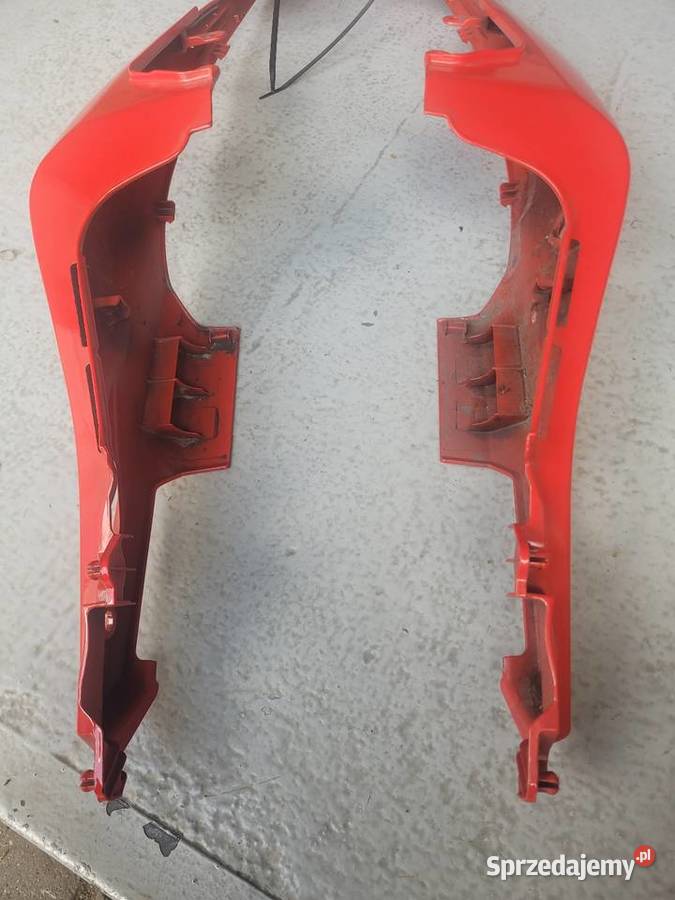 Honda CBR 500 R ogon tył zadupek owiewka łącznik Nowy Tomyśl