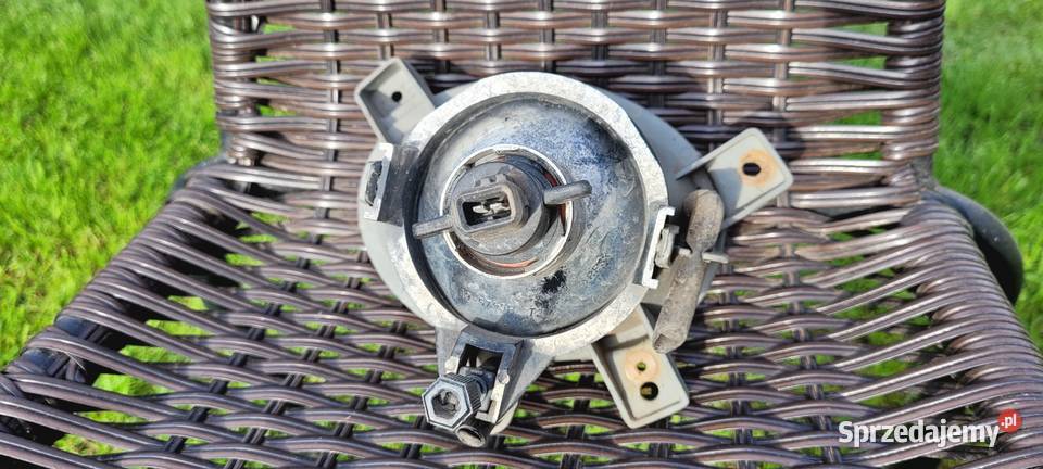 Prawy HALOGEN VOLVO S60 19992004 Przeuszyn