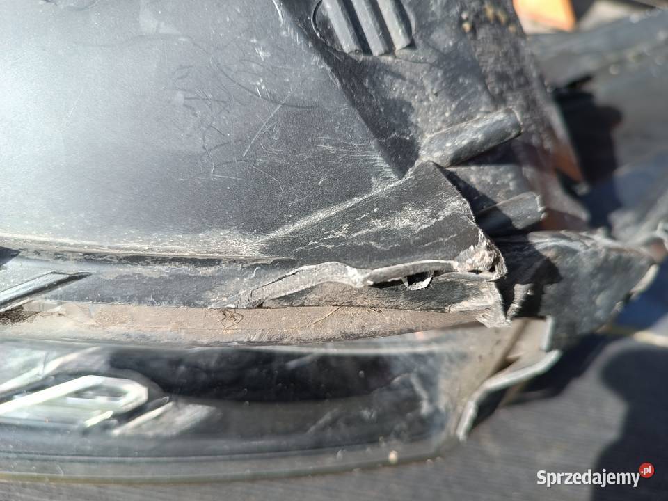 Lampa Przednia Prawa Renault Clio IV 260102796R Lampy przednie Turek