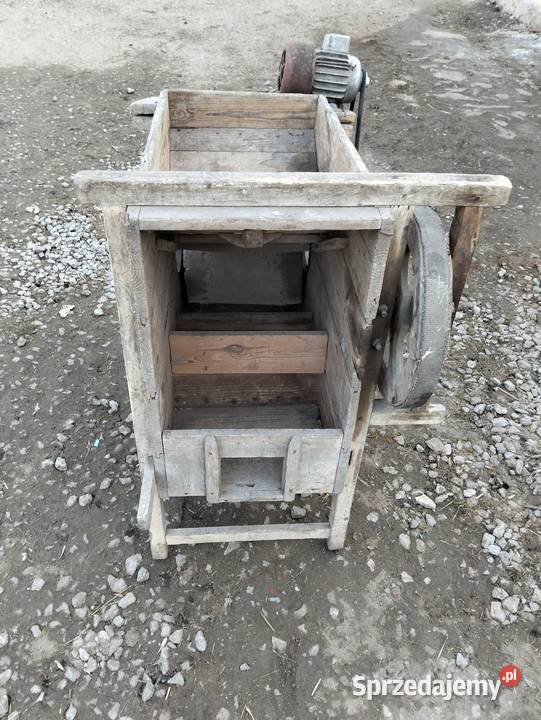 Młynek do zboża z silnikiem Zboża Huta Koszary sprzedam