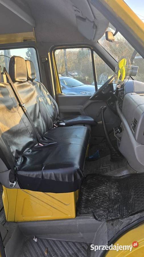 LT 35 2006rNiski przebieg 9 osobowy