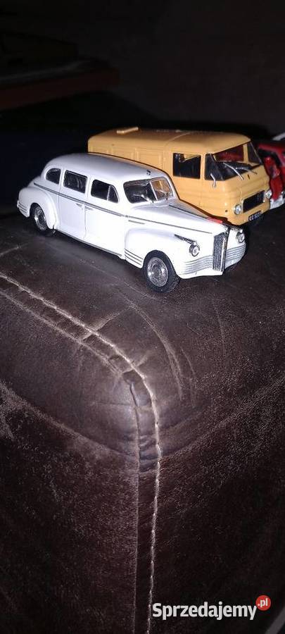 Kolekcja autek prlu Łódź