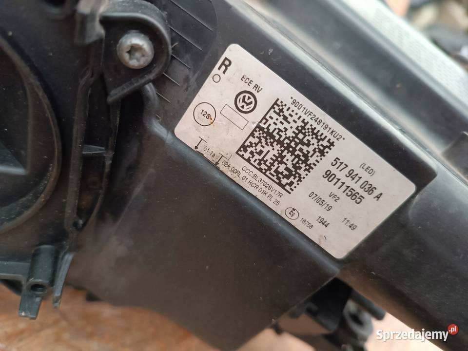 LAMPA REFLEKTOR PRAWY PRZÓD EU 5G2941752D VW Oświetlenie Nowy Tomyśl