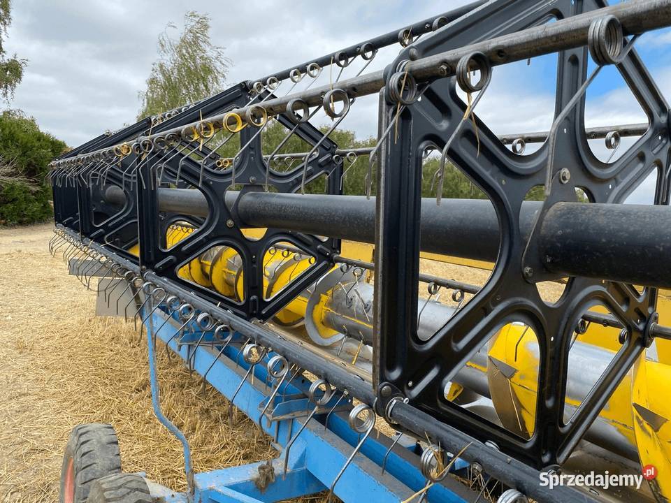 Kombajn Holland TX66 lubelskie Żabno