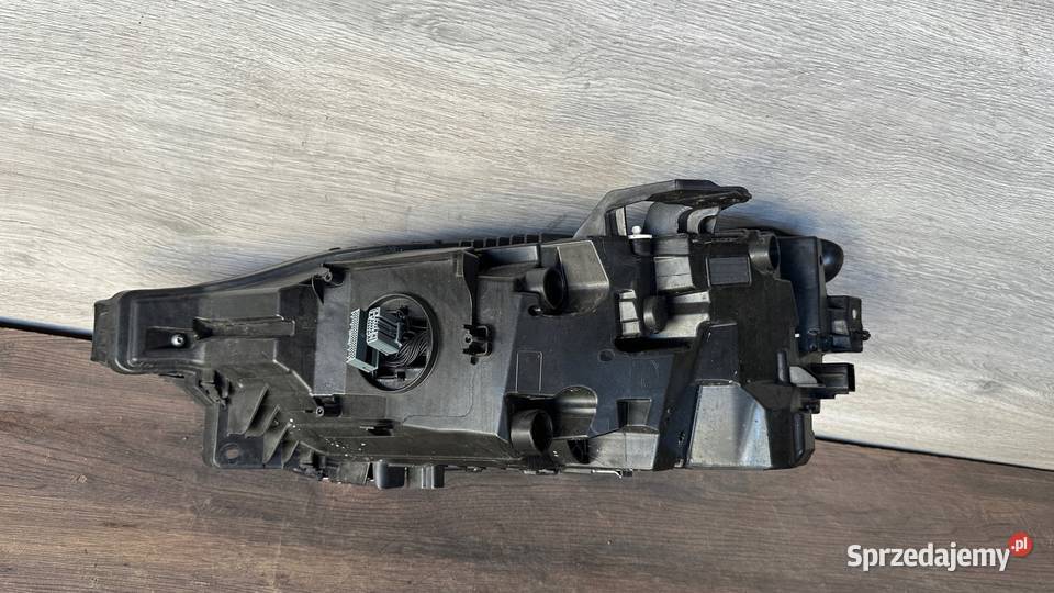 VOLVO XC60 II LIFT LAMPA PRZÓD PRZEDNIA PRAWA Gorzów Wielkopolski