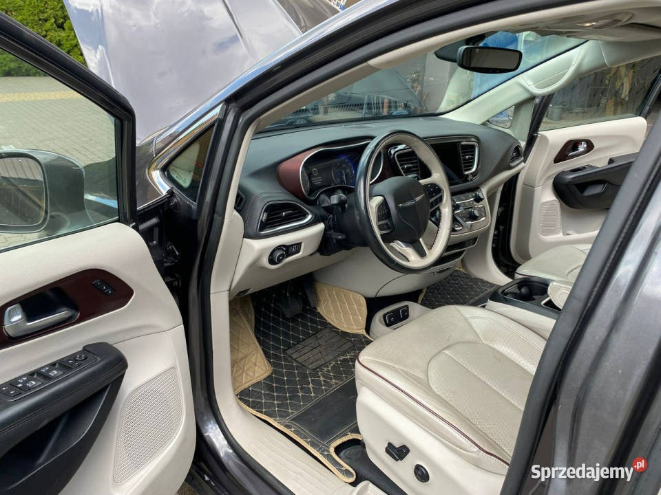Chrysler Pacifica Pacifica 2020 w wersji Limited podlaskie Białystok